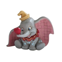 Disney Traditions - Dumbo Holding Heart